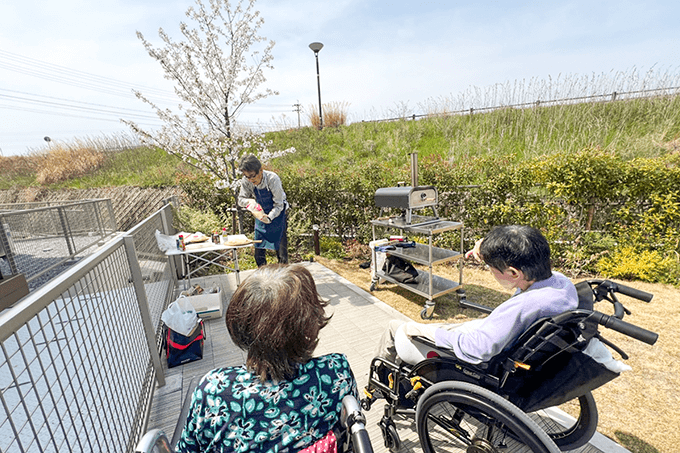ナーシングホーム「しらゆりケア」外出風景