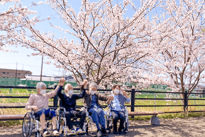 ナーシングホーム「しらゆりケア」外出風景