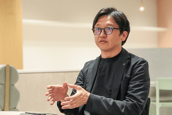 「direct」は操作を迷わず使えたと話す岸裏様